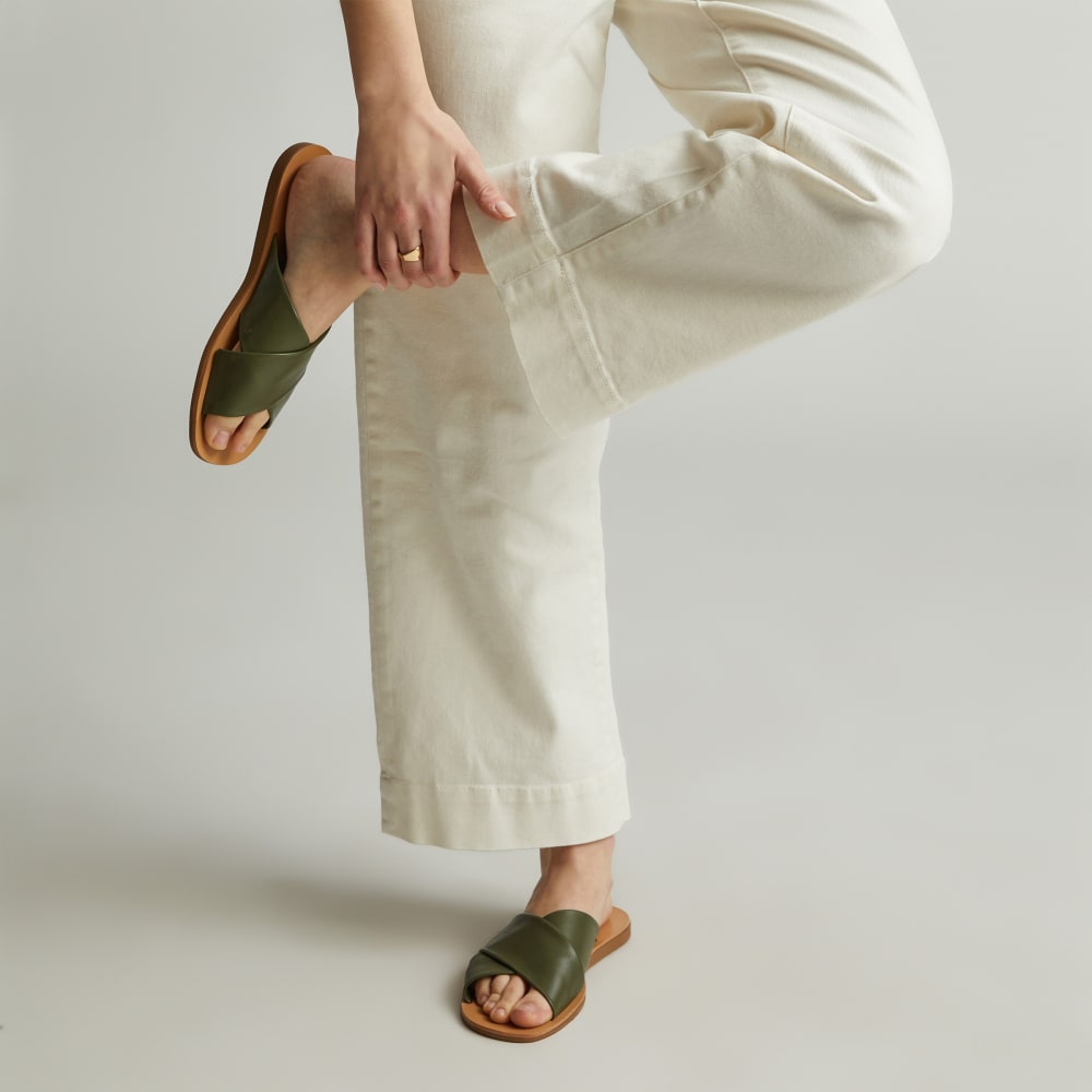 The Day Crossover Sandal | Olive