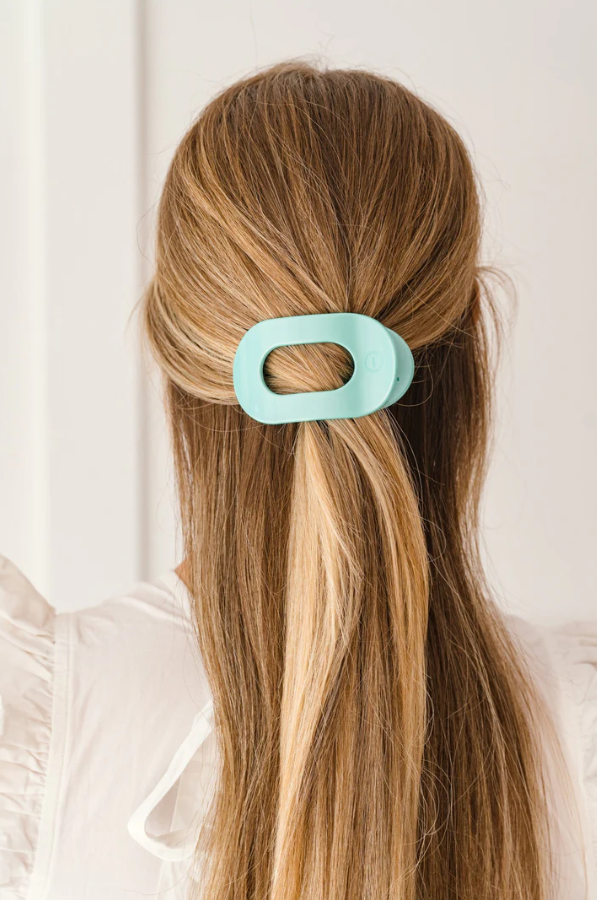 Teleties Flat Clip Round Small - Totally Turquoise Hair Accessories in at Wrapsody