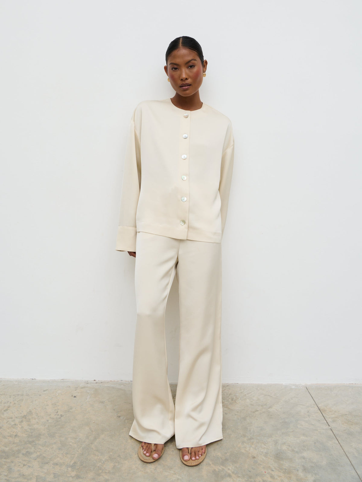 Dua Satin Button Blouse - Oyster
