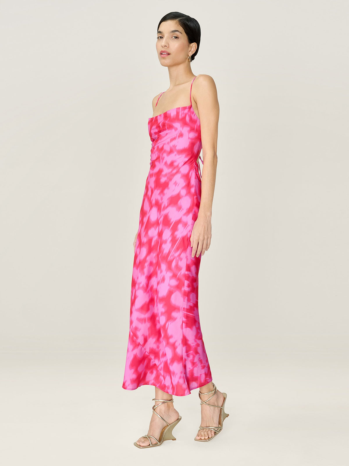 Riviera Dress in Blurred Floral Magenta