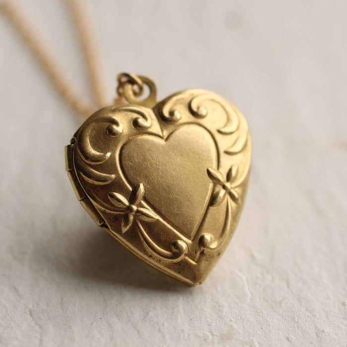 Art Nouveau Gold Heart Locket Necklace