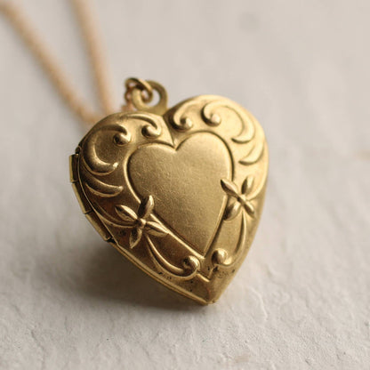 Art Nouveau Gold Heart Locket Necklace