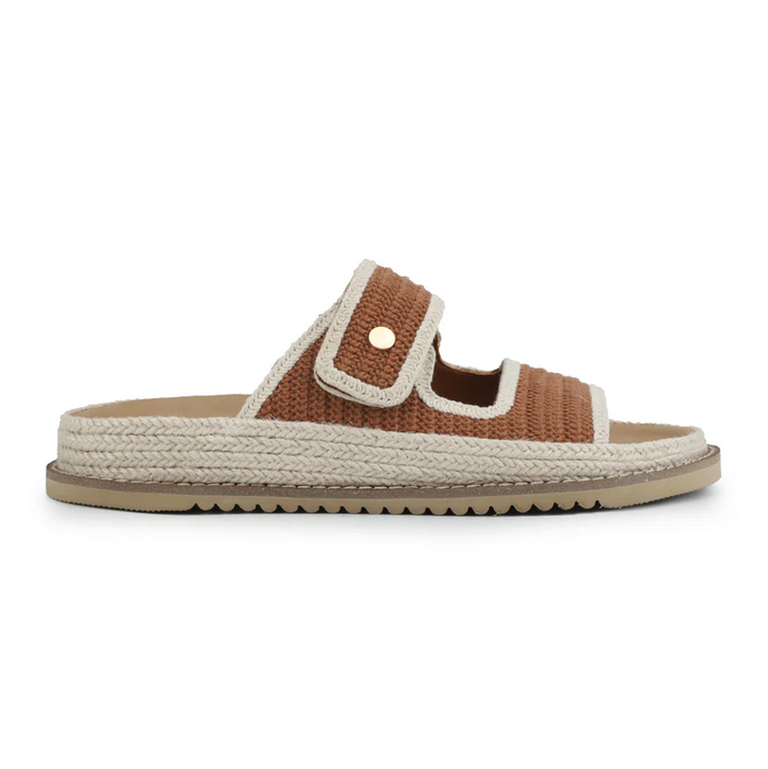 Corine Tan Sandals Shoes in 5.5 at Wrapsody