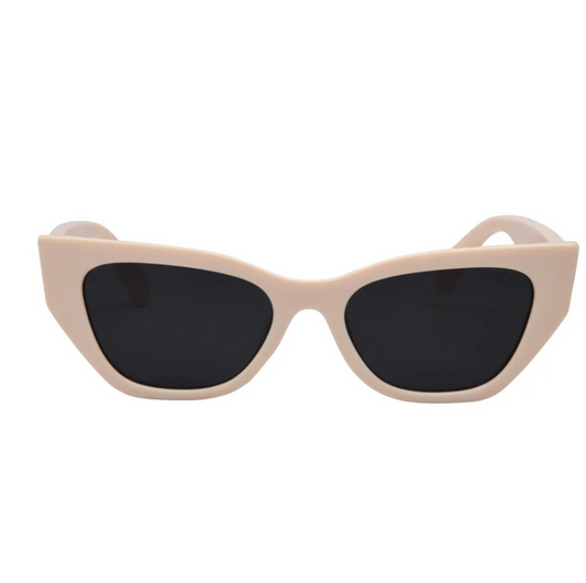 I-SEA Fiona Sunglasses Sunglasses in Creme at Wrapsody
