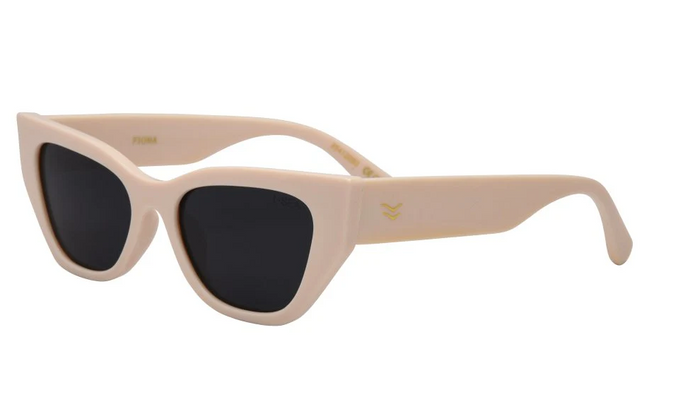 I-SEA Fiona Sunglasses Sunglasses in at Wrapsody