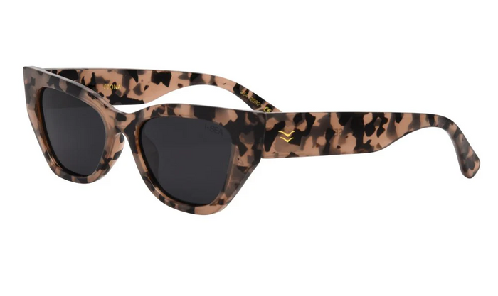 I-SEA Fiona Sunglasses Sunglasses in at Wrapsody