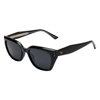 I-SEA Nova Black/Smoke Sunglasses Sunglasses in at Wrapsody