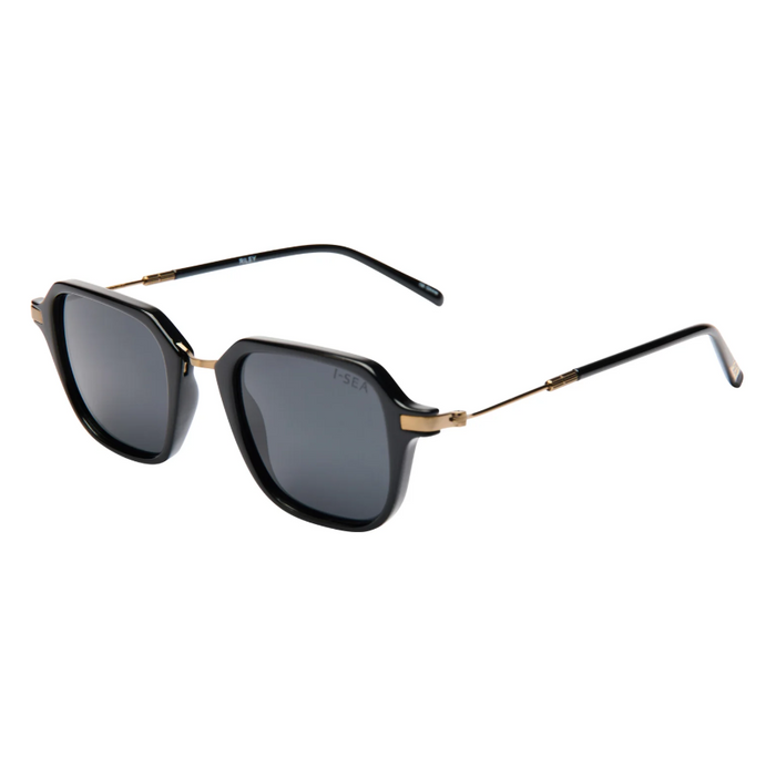 I-SEA Riley Black/Smoke Sunglasses Sunglasses in at Wrapsody