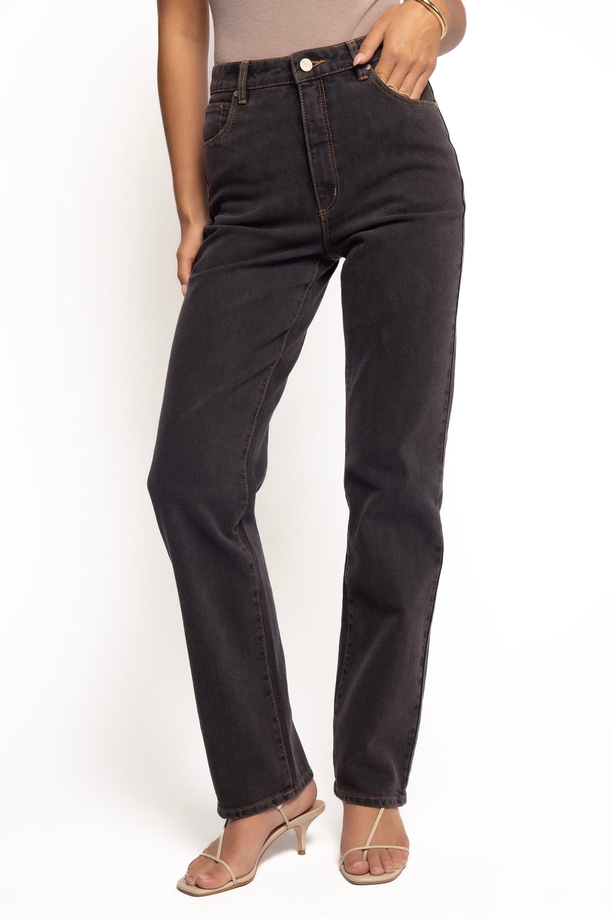 Abrand 94 High Straight Jeans - Cara Washed Black