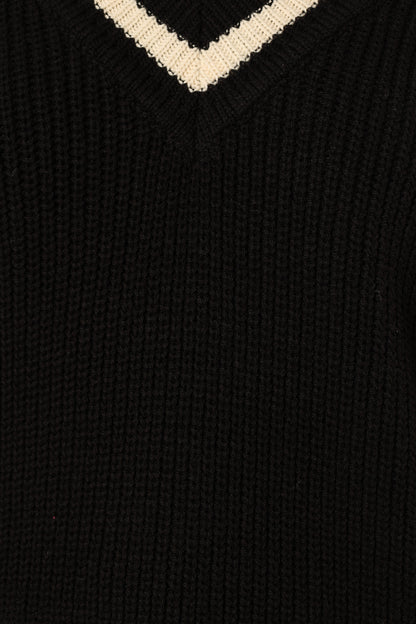 Dominique Contrast Vneck Knit Sweater - Black/Cream