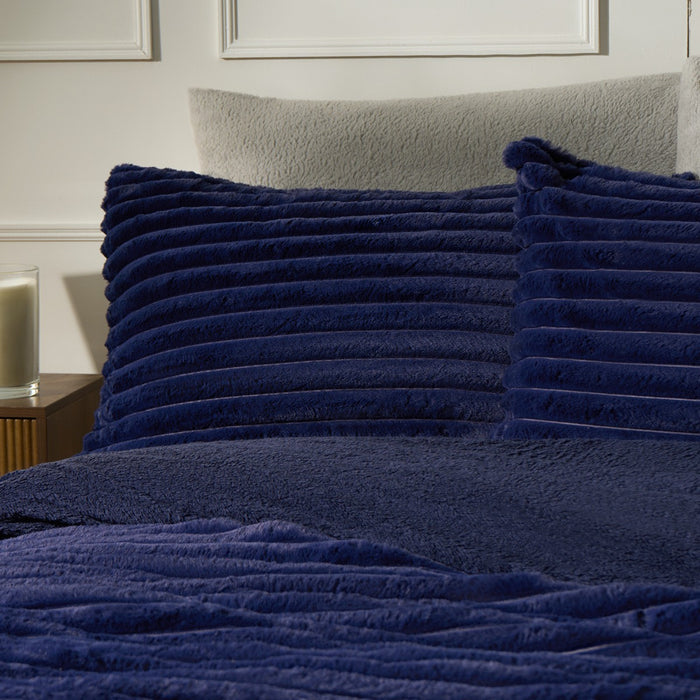 Ribbed Faux Fur Duvet Cover Set - Navy 🇬🇧