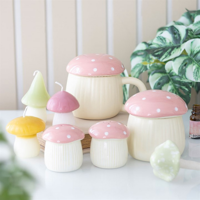 Set of 3 Pastel Mushroom Candles 🇬🇧